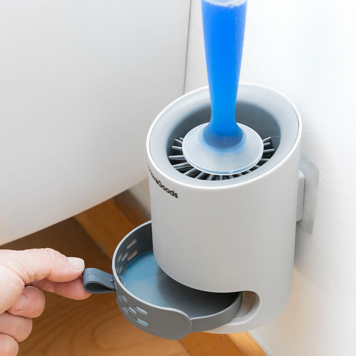 Scopino per Bagno con Dispenser di Sapone Bruilet